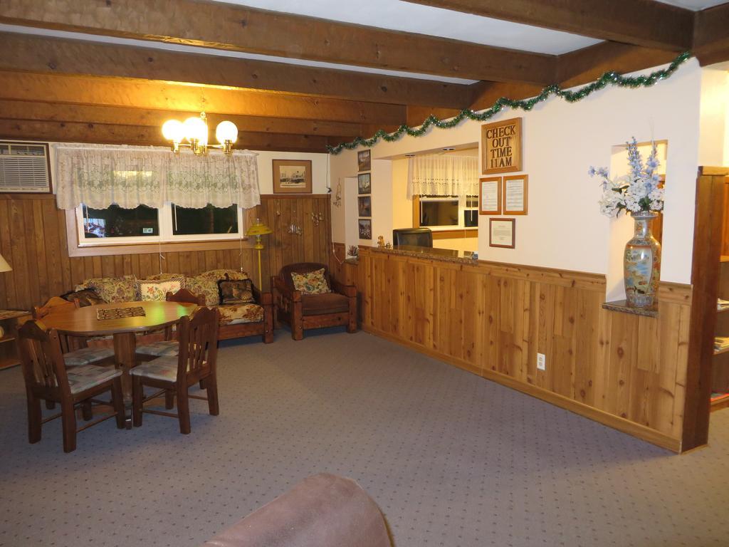 Travelers Inn Motel Eagle River Dış mekan fotoğraf